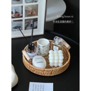 Liang Huanxi imitation rattan handle storage basket aromatherapy tray living room entrance sundry storage tray fruit snack basket 
Liang Huanxi imitation rattan handle storage basket aromatherapy tray living room entrance sundry storage tray fruit snack basket