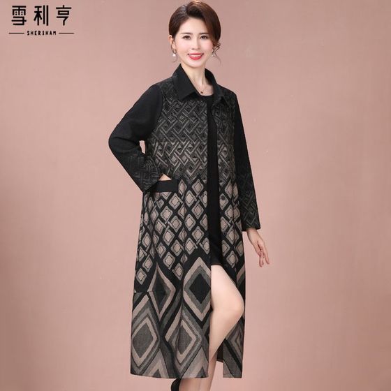 Speedy 2025 autumn retro large size loose print temperament mother fashionable long windbreaker women over knee jacket
Speedy 2025 autumn retro large size loose print temperament mother fashionable long windbreaker women over knee jacket