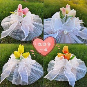 Tulip car bamboo charcoal bag creative flowers car aromatherapy ornaments charcoal bag odor removal car interior supplies 
Tulip car bamboo charcoal bag creative flowers car aromatherapy ornaments charcoal bag odor removal car interior supplies