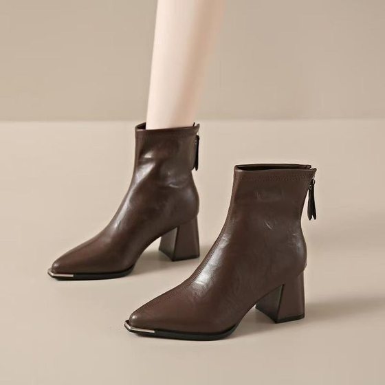 versatile and fashionable thin boots pointed toe high heel fashion boots 2025 autumn and winter new fashionable French thick heel short boots for women
versatile and fashionable thin boots pointed toe high heel fashion boots 2025 autumn and winter new fashionable French thick heel short boots for women