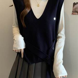 New gray sweater V-neck vest for women 2025 early autumn new large size fat mm strap waist sleeveless 
New gray sweater V-neck vest for women 2025 early autumn new large size fat mm strap waist sleeveless