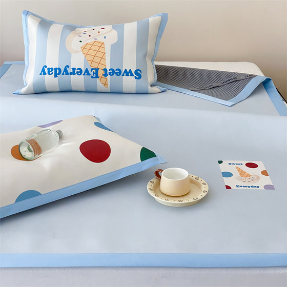 Roland Home Textile Class A Antibacterial Digital Printed Ice Silk Seat Cartoon Children's Air Conditioning Soft Seat Three-Piece Set of Bedding Products
Roland Home Textile Class A Antibacterial Digital Printed Ice Silk Seat Cartoon Children's Air Conditioning Soft Seat Three-Piece Set of Bedding Products