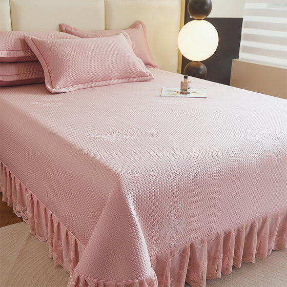 Cold bean bed cover cool mat three-piece set summer lace mat thickened ice silk mat breathable naked sleeping air conditioning mat Class A
Cold bean bed cover cool mat three-piece set summer lace mat thickened ice silk mat breathable naked sleeping air conditioning mat Class A
