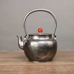 At the foot of Mount Fuji in Morioka in the south, Japanese-style sand iron kettle without coating, tea kettle, kettle, iron kettle, tea kettle, handmade At the foot of Mount Fuji in Morioka in the south, Japanese-style sand iron kettle without coating, tea kettle, kettle, iron kettle, tea kettle, handmade
