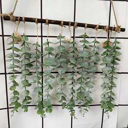 Simulated green plants, eucalyptus leaves, artificial eucalyptus leaves, hanging door signs, wall hanging ornaments, plants, creative decoration Simulated green plants, eucalyptus leaves, artificial eucalyptus leaves, hanging door signs, wall hanging ornaments, plants, creative decoration