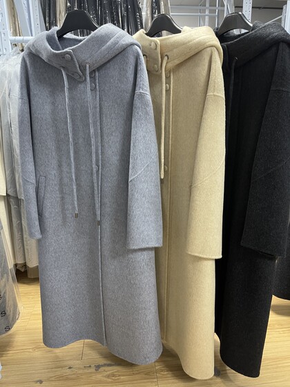 2025 new Korean version loose and removable hooded round neck double-sided cashmere coat for women mid-length woolen jacket
2025 new Korean version loose and removable hooded round neck double-sided cashmere coat for women mid-length woolen jacket