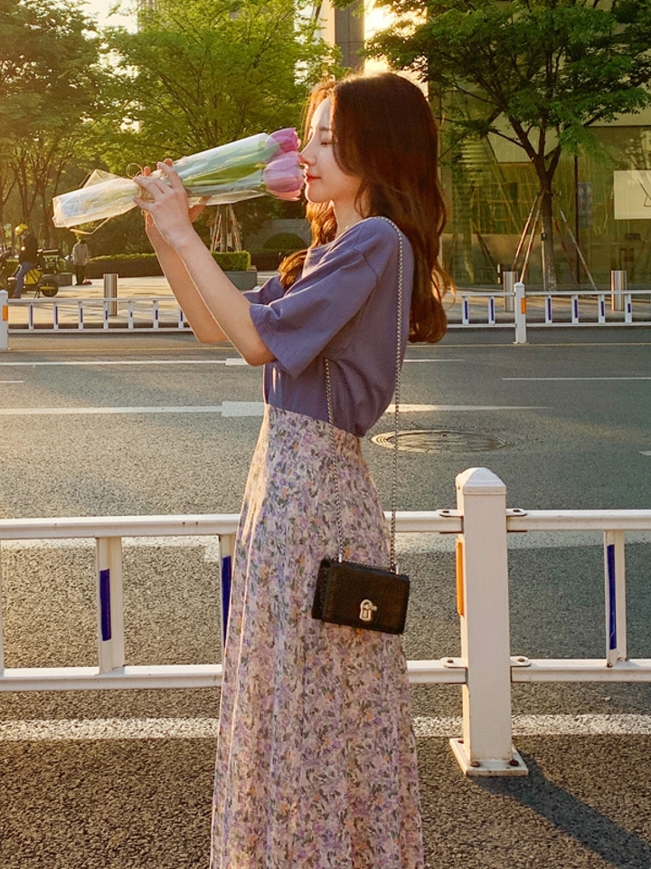 WO STUDIO 中长款碎花半身裙 WO STUDIO 中长款碎花半身裙