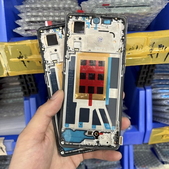 Deep and applicable OPPO reno9pro framed LCD screen assembly reno9 mobile phone interior and exterior screen
Deep and applicable OPPO reno9pro framed LCD screen assembly reno9 mobile phone interior and exterior screen
