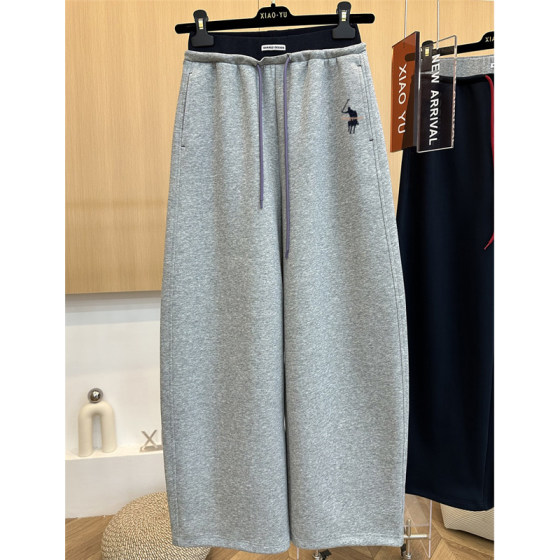 Pony embroidered gray wide-leg pants for women 2025 new loose scimitar banana pants straight-leg casual sports trousers
Pony embroidered gray wide-leg pants for women 2025 new loose scimitar banana pants straight-leg casual sports trousers
