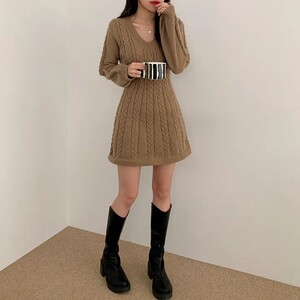 chic Korean style autumn and winter retro twist V-neck waist lantern sleeve A-line knitted sweater dress 
chic Korean style autumn and winter retro twist V-neck waist lantern sleeve A-line knitted sweater dress