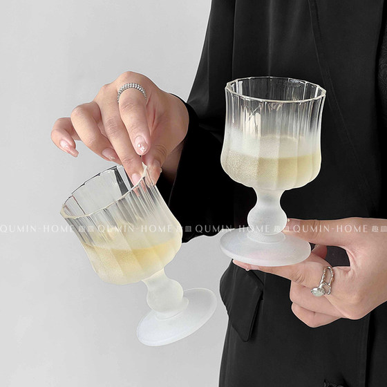 Fun dishes high-end glass cup household drinking water cup high-end light luxury pleated wine glass whiskey white wine cup
Fun dishes high-end glass cup household drinking water cup high-end light luxury pleated wine glass whiskey white wine cup