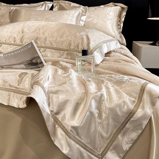 Summer machine washable Class A silk summer quilt four-piece set double-sided ice silk air conditioner quilt cool bedding 4
Summer machine washable Class A silk summer quilt four-piece set double-sided ice silk air conditioner quilt cool bedding 4