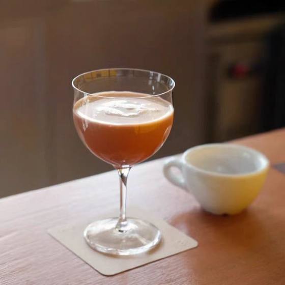 Kimura Japanese handmade crystal glass cocktail glass bantam cup coffee juice special cup back mouth goblet cup
Kimura Japanese handmade crystal glass cocktail glass bantam cup coffee juice special cup back mouth goblet cup