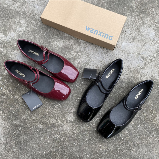 Foreign trade large-size shoes, Mary Zhen shoes, spring and autumn French flat shoes, small fragrant style shoes, Maji Zhen small leather shoes, Mali
Foreign trade large-size shoes, Mary Zhen shoes, spring and autumn French flat shoes, small fragrant style shoes, Maji Zhen small leather shoes, Mali