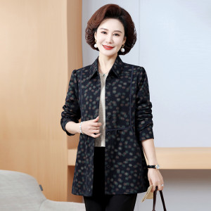 Noble Lady Mother's Spring and Autumn Shirt Jacket 2025 New Fashionable Lapel Top Middle-aged and Elderly Women's Trench Coat 
Noble Lady Mother's Spring and Autumn Shirt Jacket 2025 New Fashionable Lapel Top Middle-aged and Elderly Women's Trench Coat