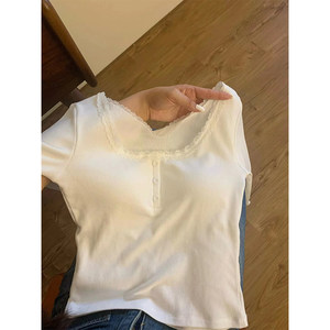 Lace square collar German velvet bottoming shirt for women in autumn and winter, short inner shirt, slim fit top, plus velvet warm T-shirt Lace square collar German velvet bottoming shirt for women in autumn and winter, short inner shirt, slim fit top, plus velvet warm T-shirt