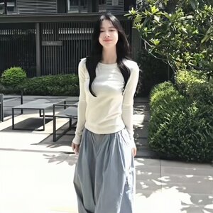 Right shoulder round neck pure cotton long-sleeved T-shirt for women in spring and autumn, short bottoming shirt, slim fit, versatile small shirt top Right shoulder round neck pure cotton long-sleeved T-shirt for women in spring and autumn, short bottoming shirt, slim fit, versatile small shirt top