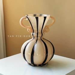 French Cream-Style Soft Decoration Black Striped Vintage Handmade Double-Handle Glass Vase Fenton Vase French Cream-Style Soft Decoration Black Striped Vintage Handmade Double-Handle Glass Vase Fenton Vase