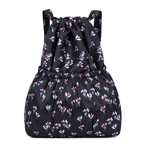 Drawstring ties pocket backpack for women backpack lightweight travel bag outdoor sports mommy large capacity closure cloth bag 
Drawstring ties pocket backpack for women backpack lightweight travel bag outdoor sports mommy large capacity closure cloth bag