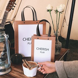 High-End Paper Bag Clothing Store Handbag Kraft Paper Gift ins Shopping Gift Bag Clothing Packaging High-End Paper Bag Clothing Store Handbag Kraft Paper Gift ins Shopping Gift Bag Clothing Packaging