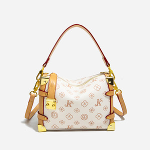 High-end niche bag women's 2025 new style super popular hand-held box bag versatile shoulder crossbody bag 
High-end niche bag women's 2025 new style super popular hand-held box bag versatile shoulder crossbody bag