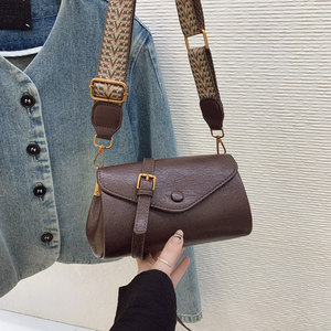 Super hot small bag for women 2025 new popular retro pillow bag high-end versatile single-shoulder crossbody bag 
Super hot small bag for women 2025 new popular retro pillow bag high-end versatile single-shoulder crossbody bag