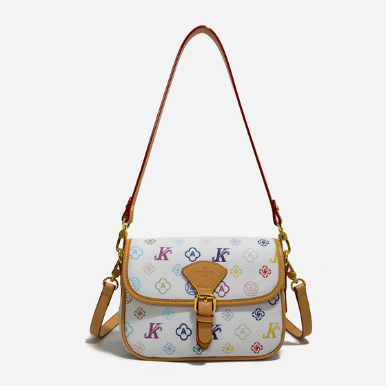 This year's most popular bags, women's 2025 new super popular underarm small square bag, versatile single shoulder crossbody bag 
This year's most popular bags, women's 2025 new super popular underarm small square bag, versatile single shoulder crossbody bag