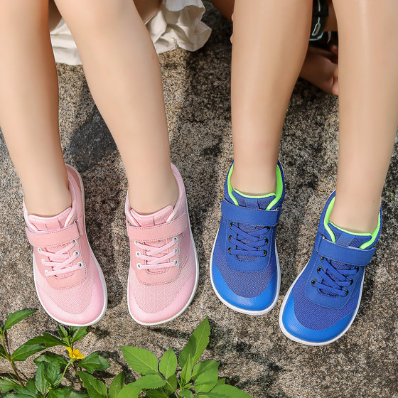 Soft sole wide head and strong foot children's shoes lightweight and breathable large boys sports Velcro non-slip flat-sole casual girls' shoes 
Soft sole wide head and strong foot children's shoes lightweight and breathable large boys sports Velcro non-slip flat-sole casual girls' shoes