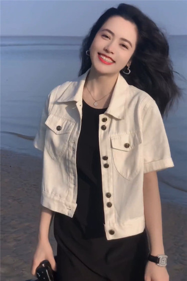 Denim jacket for women thin short-sleeved shirt for summer 2025 new Korean loose high-end small top
Denim jacket for women thin short-sleeved shirt for summer 2025 new Korean loose high-end small top