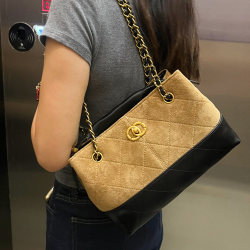 Retro High-End Sheepskin Color-Blocked Large-Capacity Tote Bag for Women 2025 New Chain Versatile Armpit Bag Shoulder Bag Retro High-End Sheepskin Color-Blocked Large-Capacity Tote Bag for Women 2025 New Chain Versatile Armpit Bag Shoulder Bag