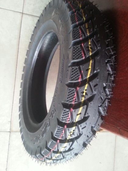 Cement road high-speed vacuum tire 3.50-16-3.00-10-12 scooter anti-skid tire thickened 8 layers 
Cement road high-speed vacuum tire 3.50-16-3.00-10-12 scooter anti-skid tire thickened 8 layers