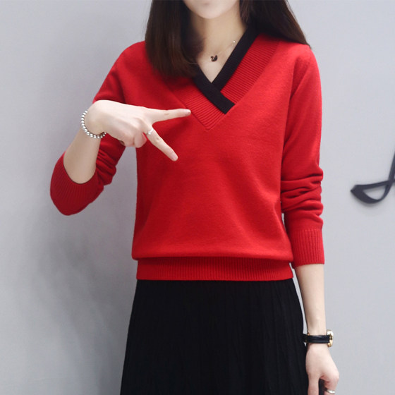 2025 new women's fashion red short knitted base shirt versatile V-neck long-sleeved top women's sweater 
2025 new women's fashion red short knitted base shirt versatile V-neck long-sleeved top women's sweater