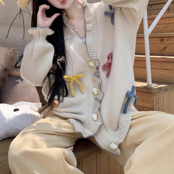 Sweet three-dimensional bow knitted cardigan autumn design loose sweater jacket 20250719-2 long sleeves
Sweet three-dimensional bow knitted cardigan autumn design loose sweater jacket 20250719-2 long sleeves
