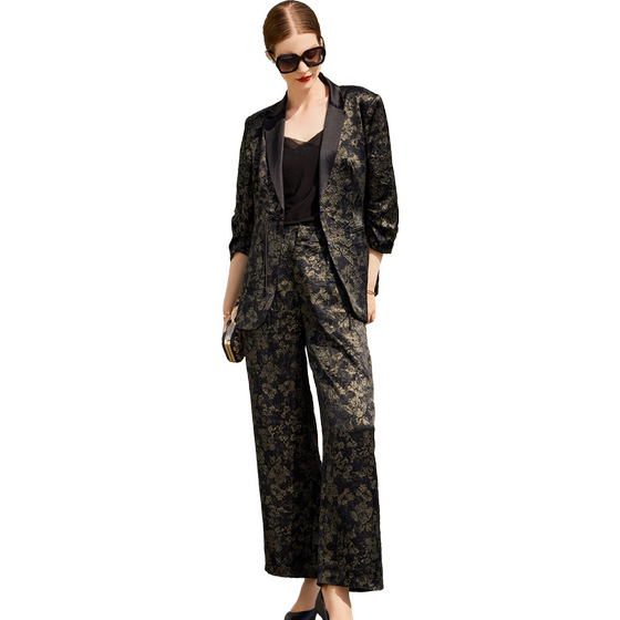 Ou Yiyun's middle-aged mother's autumn two-piece suit version fashionable large-size slimming fashion suit for women 2025 new
Ou Yiyun's middle-aged mother's autumn two-piece suit version fashionable large-size slimming fashion suit for women 2025 new