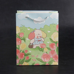 Kindergarten Birthday Gift Bag, High-End White Card Tote Bag, Fashionable Packaging Bag, Paper Bag, Flower Gift Bag for Girls Kindergarten Birthday Gift Bag, High-End White Card Tote Bag, Fashionable Packaging Bag, Paper Bag, Flower Gift Bag for Girls