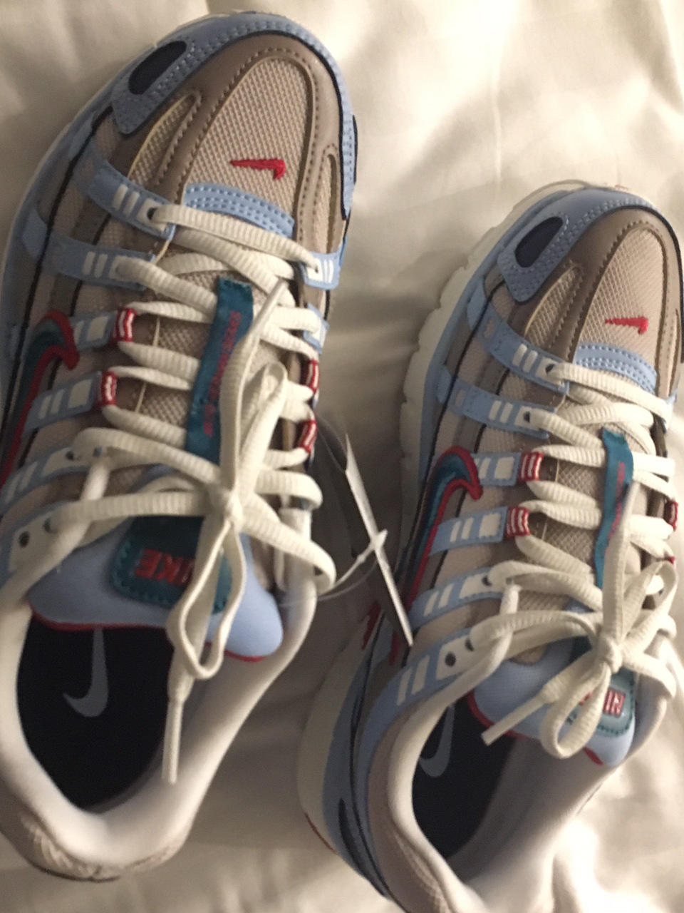 NIKE P6000复古粉蓝老爹鞋 NIKE P6000复古粉蓝老爹鞋