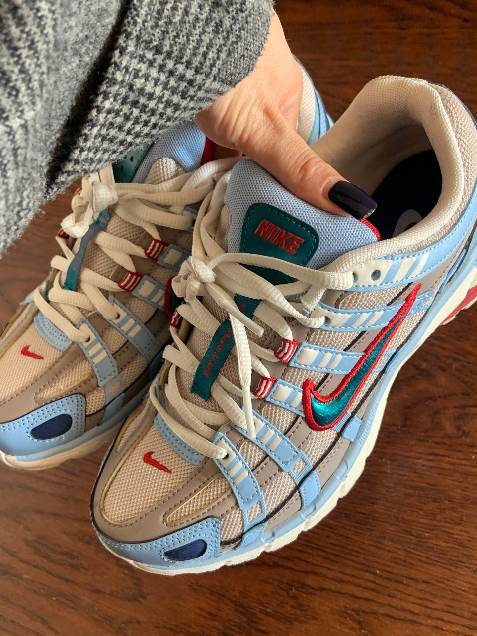 NIKE P6000复古粉蓝老爹鞋 NIKE P6000复古粉蓝老爹鞋
