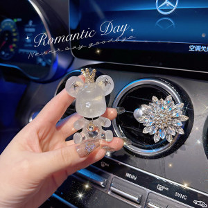 Tulip Bear Car Aromatherapy High-end Bouquet Car Air Conditioner Air Exit Decoration Clip Light Luxury Style New Car Gift 
Tulip Bear Car Aromatherapy High-end Bouquet Car Air Conditioner Air Exit Decoration Clip Light Luxury Style New Car Gift