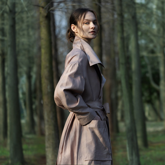 READ_ME Read My Lady's Early Spring Classic Retro Trench Coat High-neck Silhouette B90507130
READ_ME Read My Lady's Early Spring Classic Retro Trench Coat High-neck Silhouette B90507130