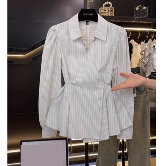 High-end long-sleeved waist-hugging new style full-diamond irregular fashionable lapel shirt 2025 heavy industry spring shirt for women
High-end long-sleeved waist-hugging new style full-diamond irregular fashionable lapel shirt 2025 heavy industry spring shirt for women