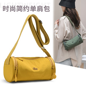 Women's nylon crossbody barrel bag, casual shoulder crossbody, versatile commuting bag, huge and beautiful cloth bag, work bag 
Women's nylon crossbody barrel bag, casual shoulder crossbody, versatile commuting bag, huge and beautiful cloth bag, work bag
