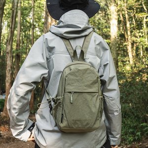 Multifunctional dual-purpose breast bag for men and women small backpack outdoor hiking backpack lightweight waterproof travel crossbody bag 
Multifunctional dual-purpose breast bag for men and women small backpack outdoor hiking backpack lightweight waterproof travel crossbody bag