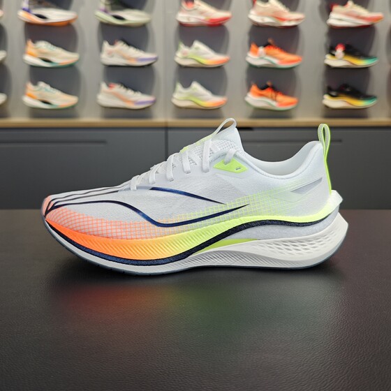 Li Ning 2024 New Red Rabbit 7Pro men's reflective lightweight high -volume high -rebound racing sports running shoes ARPU001
Li Ning 2024 New Red Rabbit 7Pro men's reflective lightweight high -volume high -rebound racing sports running shoes ARPU001