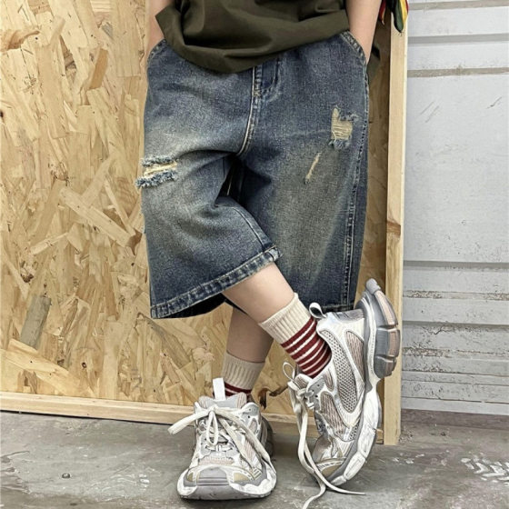 Summer shorts for boys over the knees wearing medium-sized children's denim cropped pants loose handsome boys shorts trend 5
Summer shorts for boys over the knees wearing medium-sized children's denim cropped pants loose handsome boys shorts trend 5