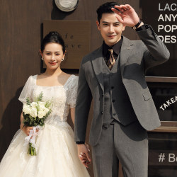 Groom's Wedding Suit, Men's Korean Style Slim-Fit Formal Wear, Business Professional Formal Suit, Men's British Three-Piece Suit Groom's Wedding Suit, Men's Korean Style Slim-Fit Formal Wear, Business Professional Formal Suit, Men's British Three-Piece Suit
