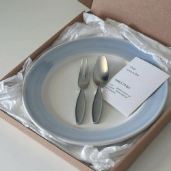 Tea-Colored Milk Blue Gradient Hand-Painted Underglaze Dinner Plate, Household Dessert Plate, Vegetable Plate, Fruit Plate, Vintage Minimalist Style Plate Tea-Colored Milk Blue Gradient Hand-Painted Underglaze Dinner Plate, Household Dessert Plate, Vegetable Plate, Fruit Plate, Vintage Minimalist Style Plate