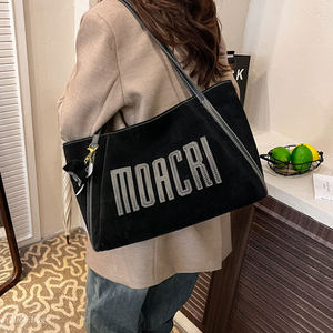 Korean fashion large capacity new ins frosted casual shoulder portable autumn and winter versatile 2025 women's tote bag 
Korean fashion large capacity new ins frosted casual shoulder portable autumn and winter versatile 2025 women's tote bag