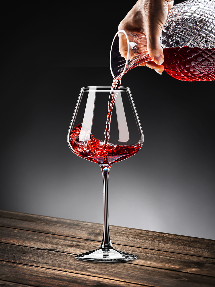 クリックワン クリスタルワインデカンター - 回転式ワインエア