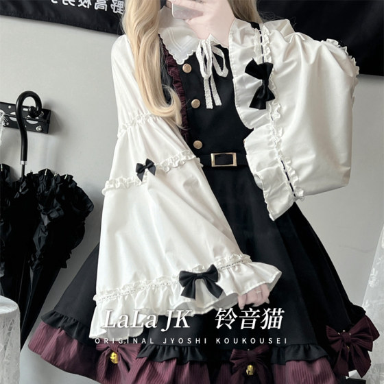 La La sauce bell, cat college wind dress, two -piece set of limited editions of Ji sleeve top red black stitching strap skirt
La La sauce bell, cat college wind dress, two -piece set of limited editions of Ji sleeve top red black stitching strap skirt