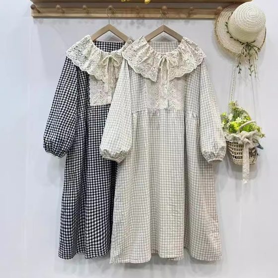 Forest-style exquisite hooked doll collar plaid long-sleeved cotton linen dress loose large size A-line mid-length skirt autumn new
Forest-style exquisite hooked doll collar plaid long-sleeved cotton linen dress loose large size A-line mid-length skirt autumn new
